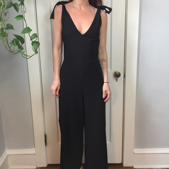 See By Chloe Black Tie Shoulder Crop Jumpsuit - Picture 2 of 8